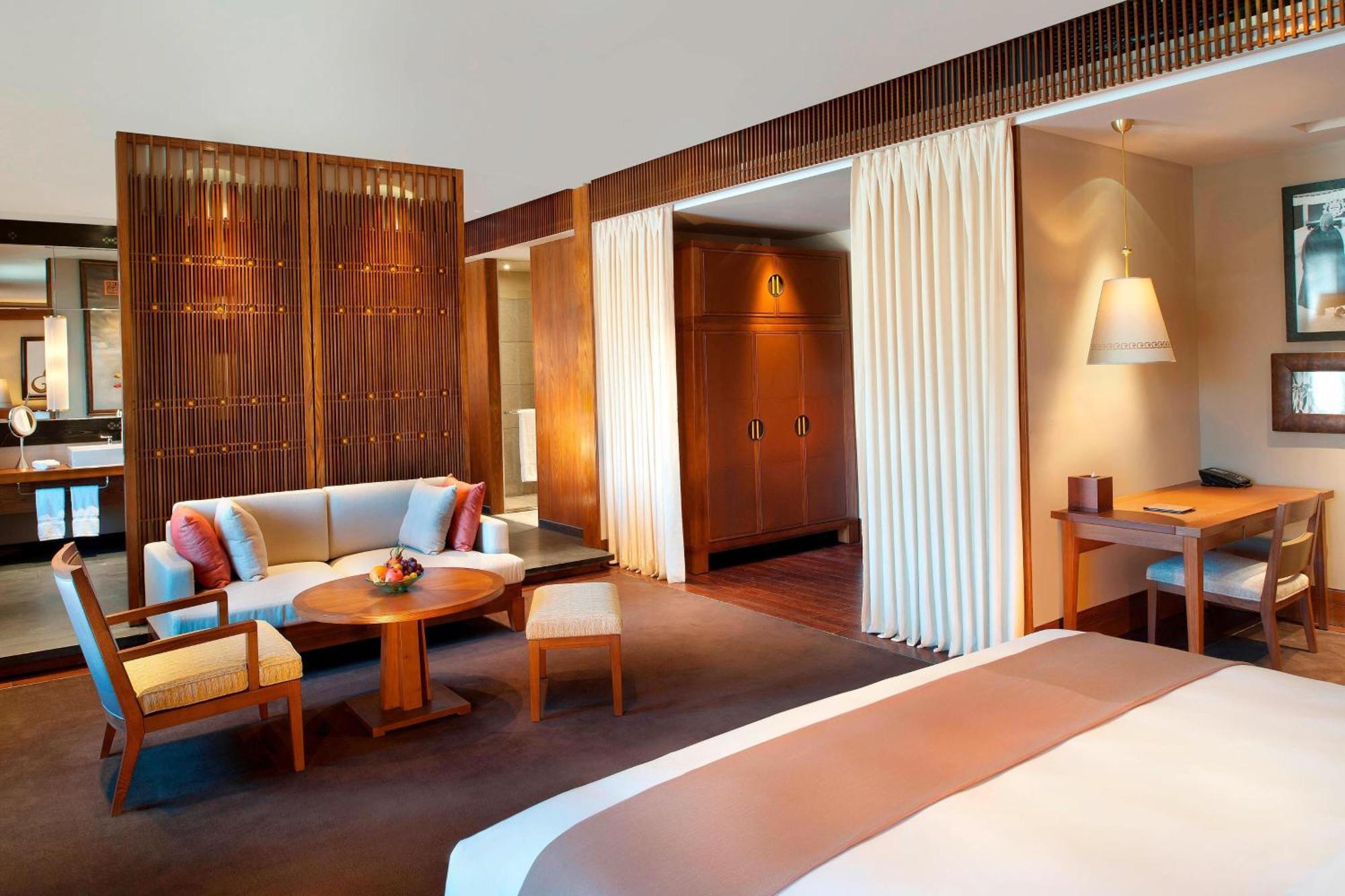The St. Regis Lhasa Resort Bagian luar foto