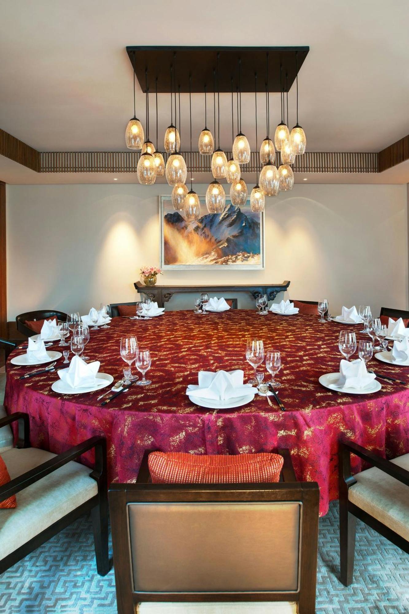 The St. Regis Lhasa Resort Bagian luar foto